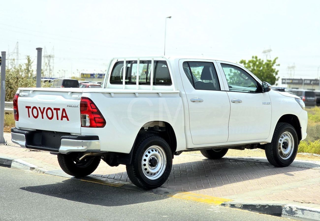 تويوتا هيلوكس TOYOTA HILUX DIESEL 2.4 NARROW - A/T - BASIC - POWER WINDOWS - 2024 MODEL - WHITE INSIDE BLACK - OMA