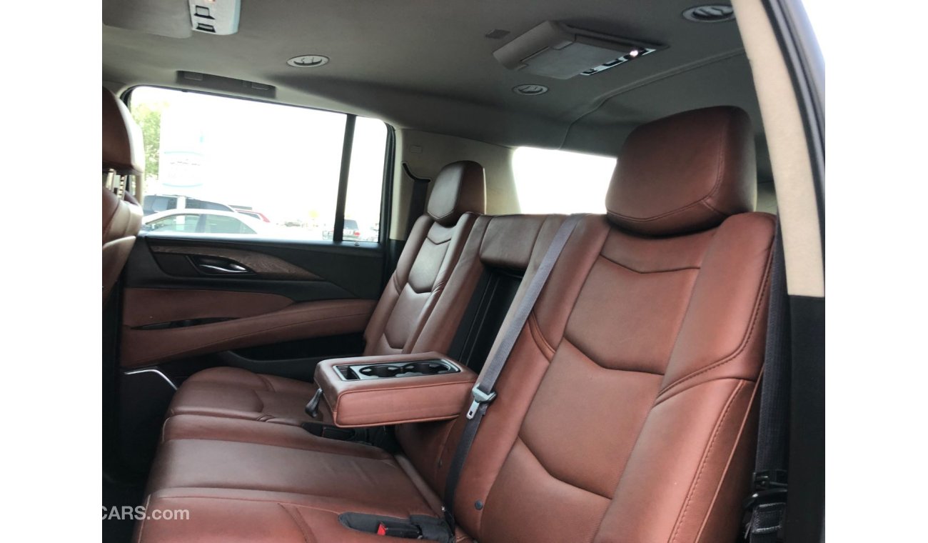 Cadillac Escalade GCC FULL OPTION