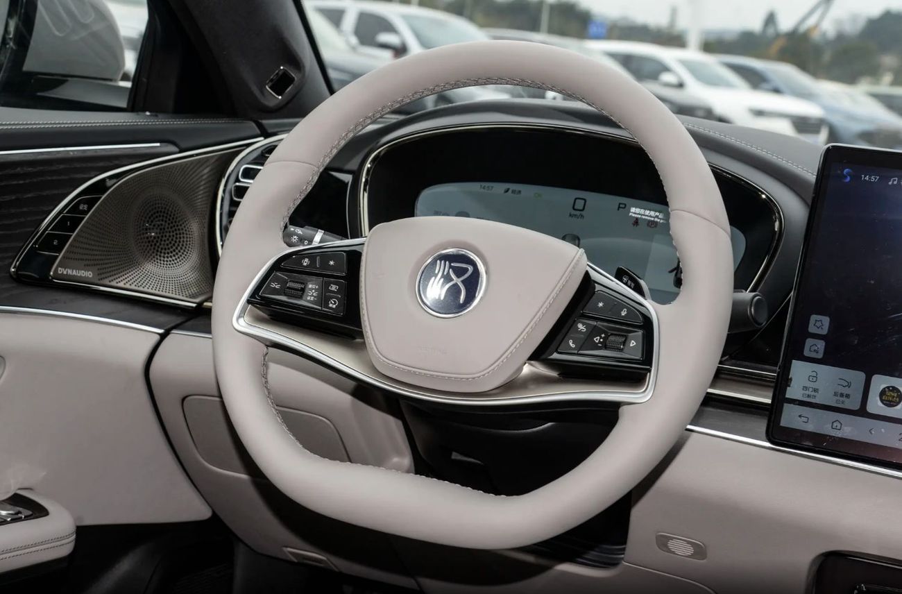 BYD HAN EV 705KM Flagship Model