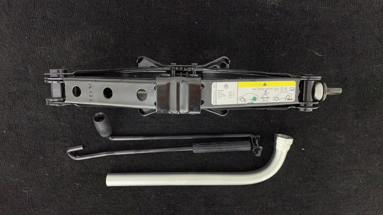 Volkswagen Passat TRENDLINE 2.5 | Zero Down Payment | Free Home Test Drive