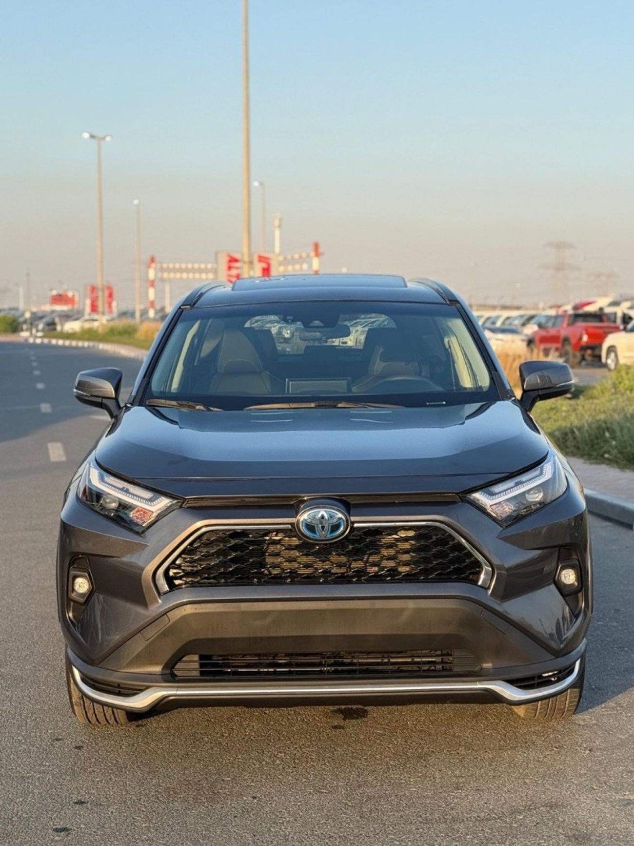 Toyota RAV4 Hybrid XLE premium Sunroof,leather,Push start