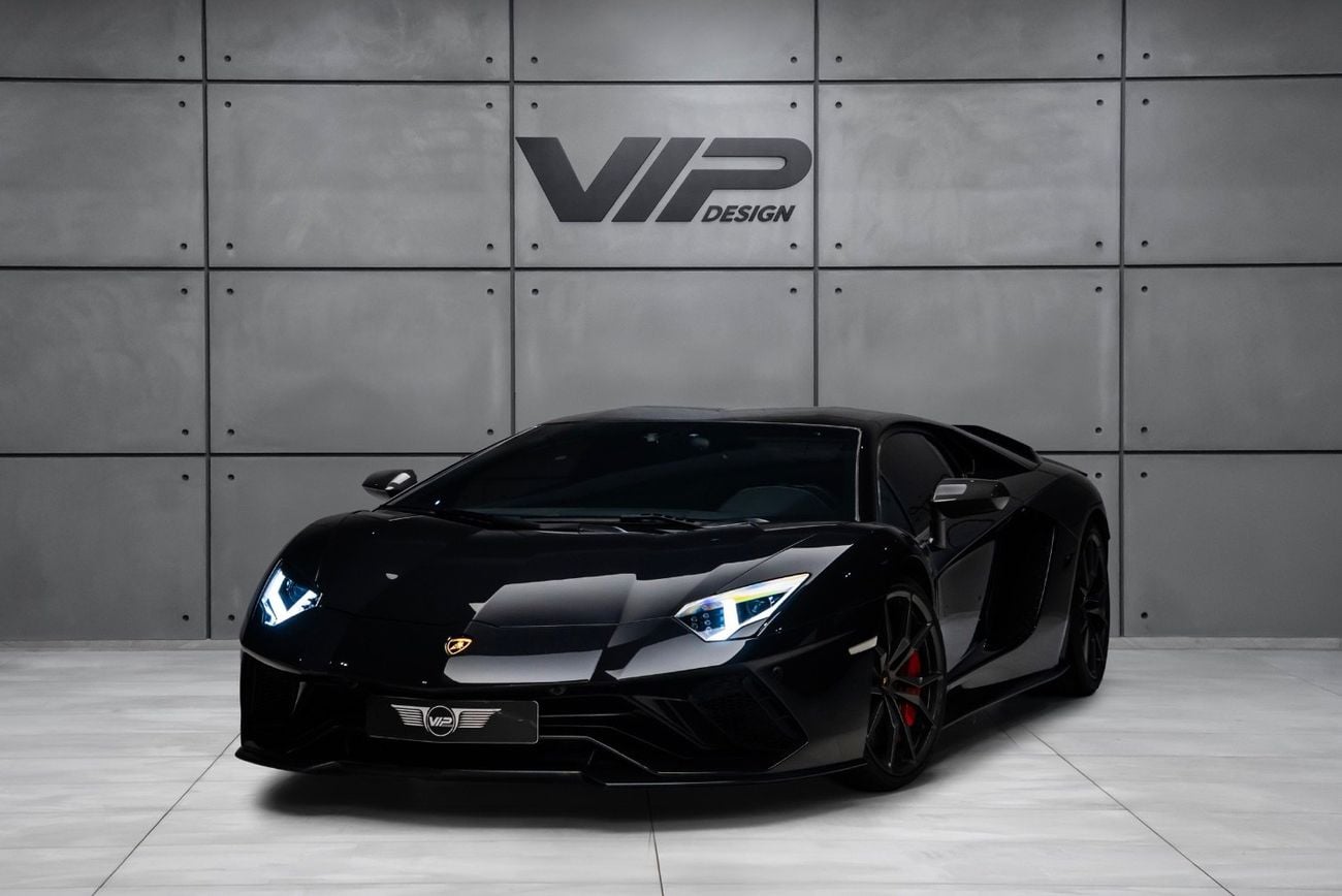 لامبورغيني أفينتادور 6.5L V12