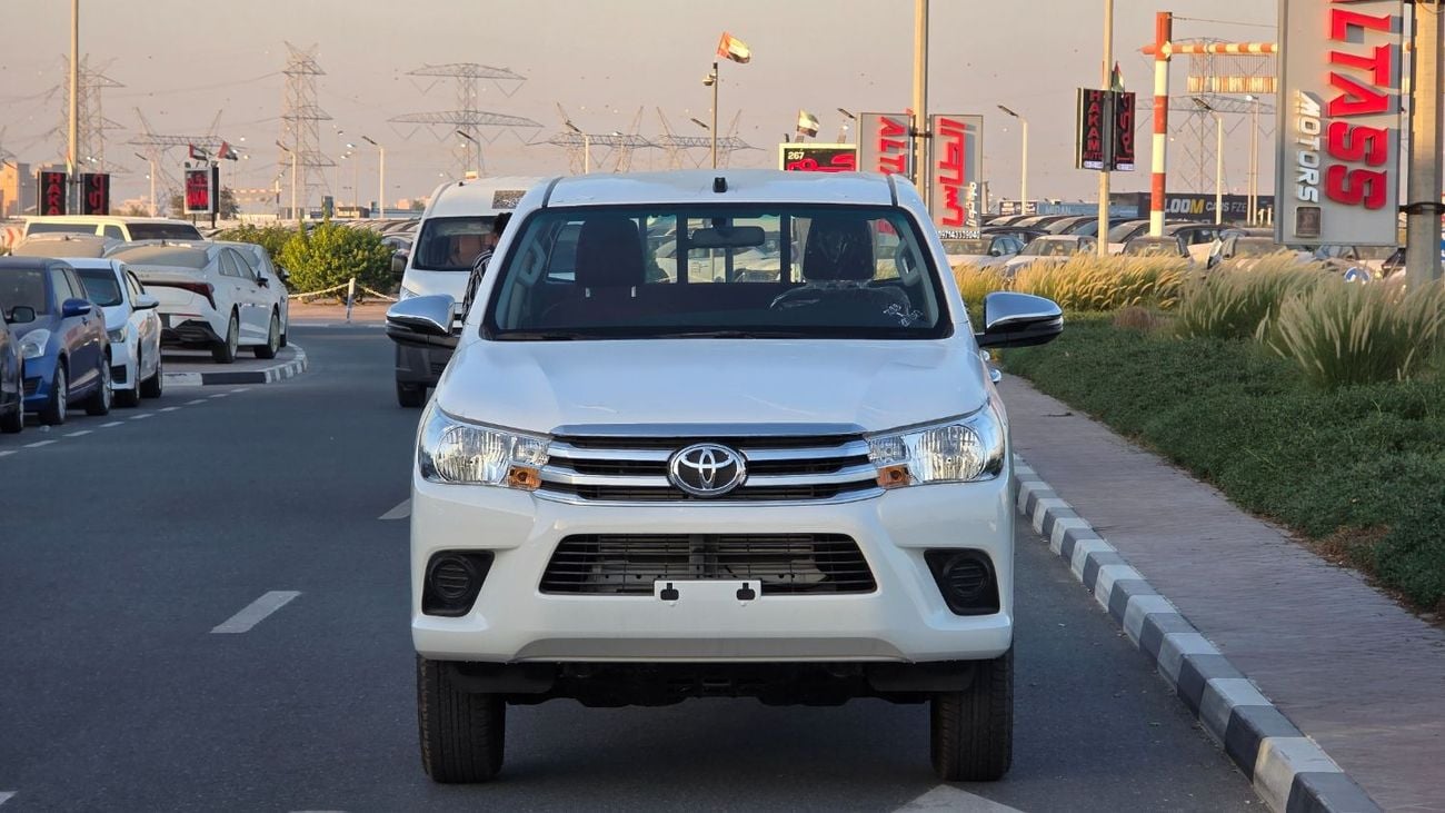 Toyota Hilux 2026 TOYOTA HILUX D/C 2.4L A/T WHITE (DLX WITH POWER WINDOWS)