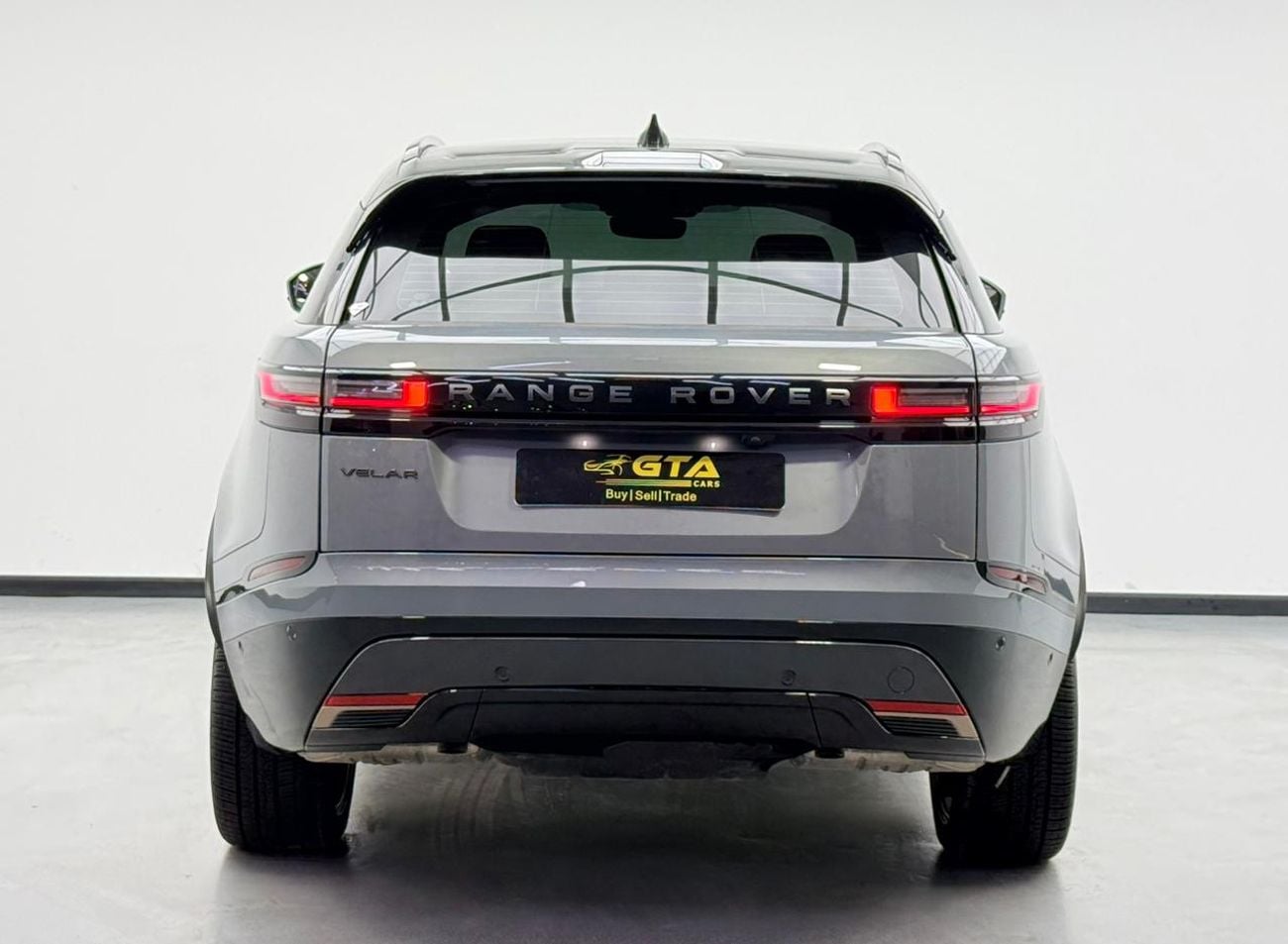 لاند روفر رينج روفر فيلار 2025 Range Rover Velar P250 R-Dynamic SE, 2029 LR Warranty + Service Pack, Fully Loaded, GCC