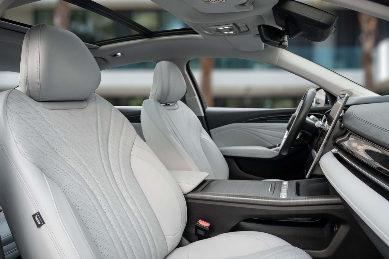 جيلي بريفيس Preface GL | 1,420 P.M | 0% Downpayment | Leather + Sunroof | Geely Warranty! | Ramadan Offer!