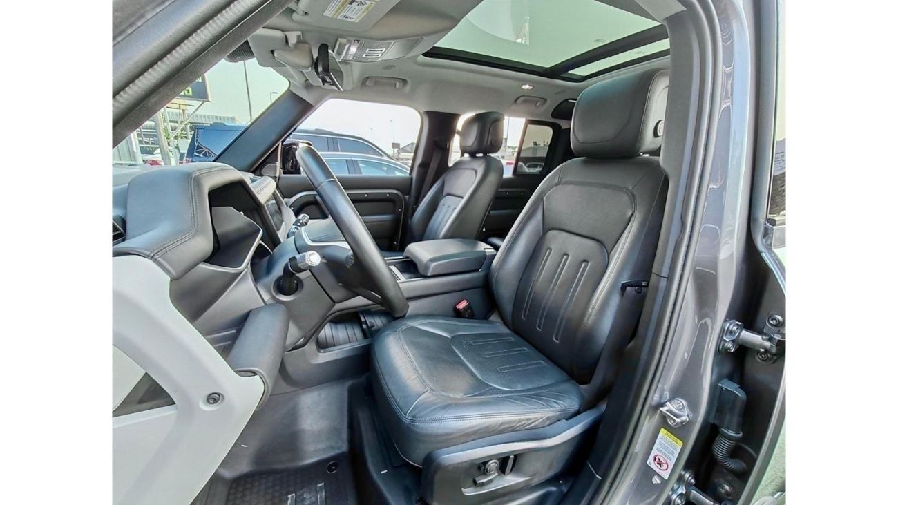 لاند روفر ديفندر P400 90 HSE Warranty one year