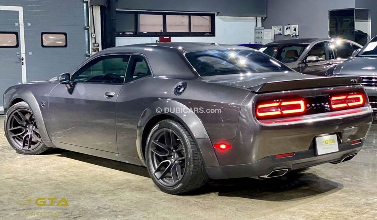 Dodge Challenger 2019 Dodge Challenger SRT Scatpack Widebody, Warranty+Service Contract, GCC, Low Kms