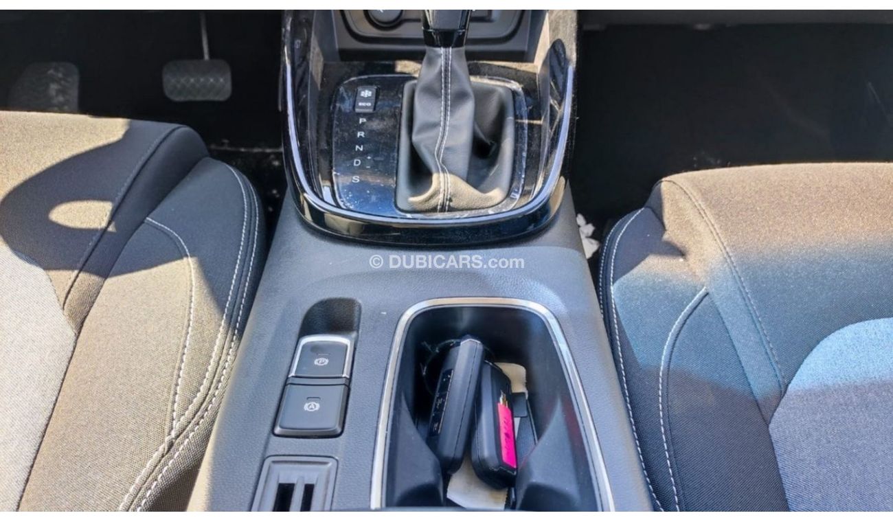 Chevrolet Captiva Only for Local Captive 1.5L Turbo  Petrol, 2023, FWD, White Full option