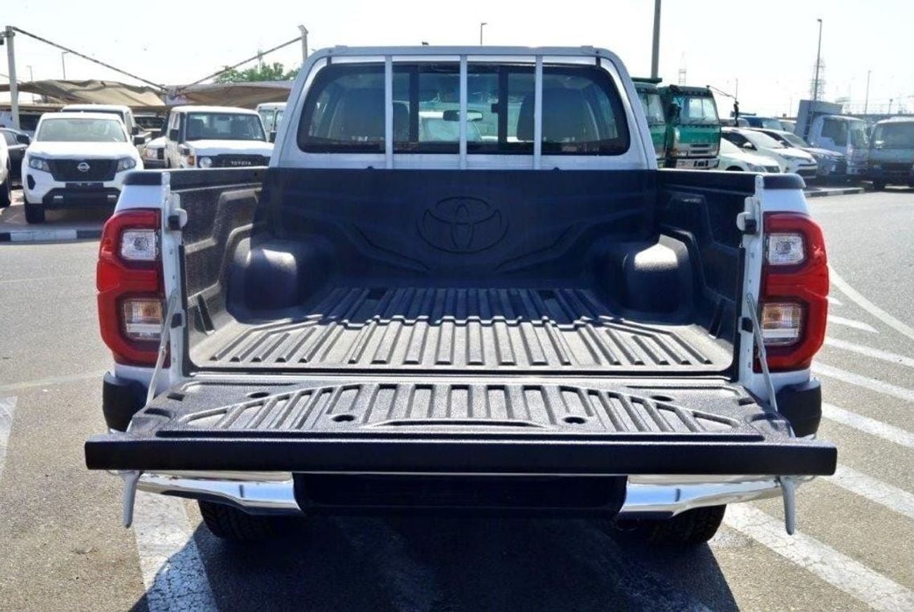 Toyota Hilux 2025 TOYOTA HILUX DOUBLE CAB SR5 PICKUP 2.4L DIESEL 4WD AT