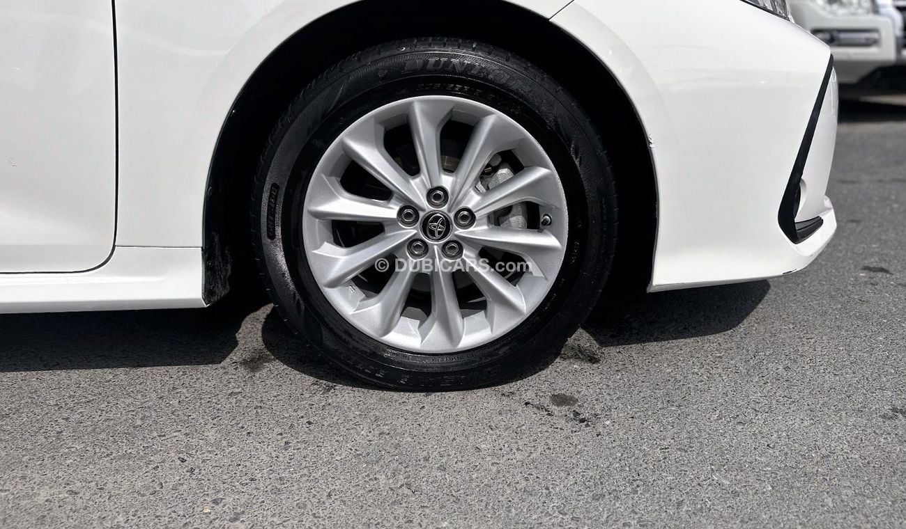 Toyota Corolla SE+ ACCIDENTS FREE - GCC - XLI - 2000 CC - CAR IS IN PERFECT CONDITION INSIDE OUT