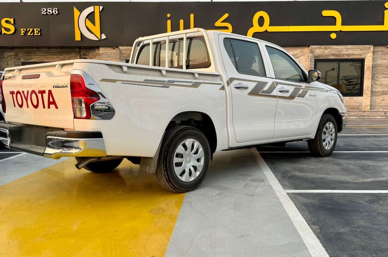 تويوتا هيلوكس GL 2.4L Double Cab