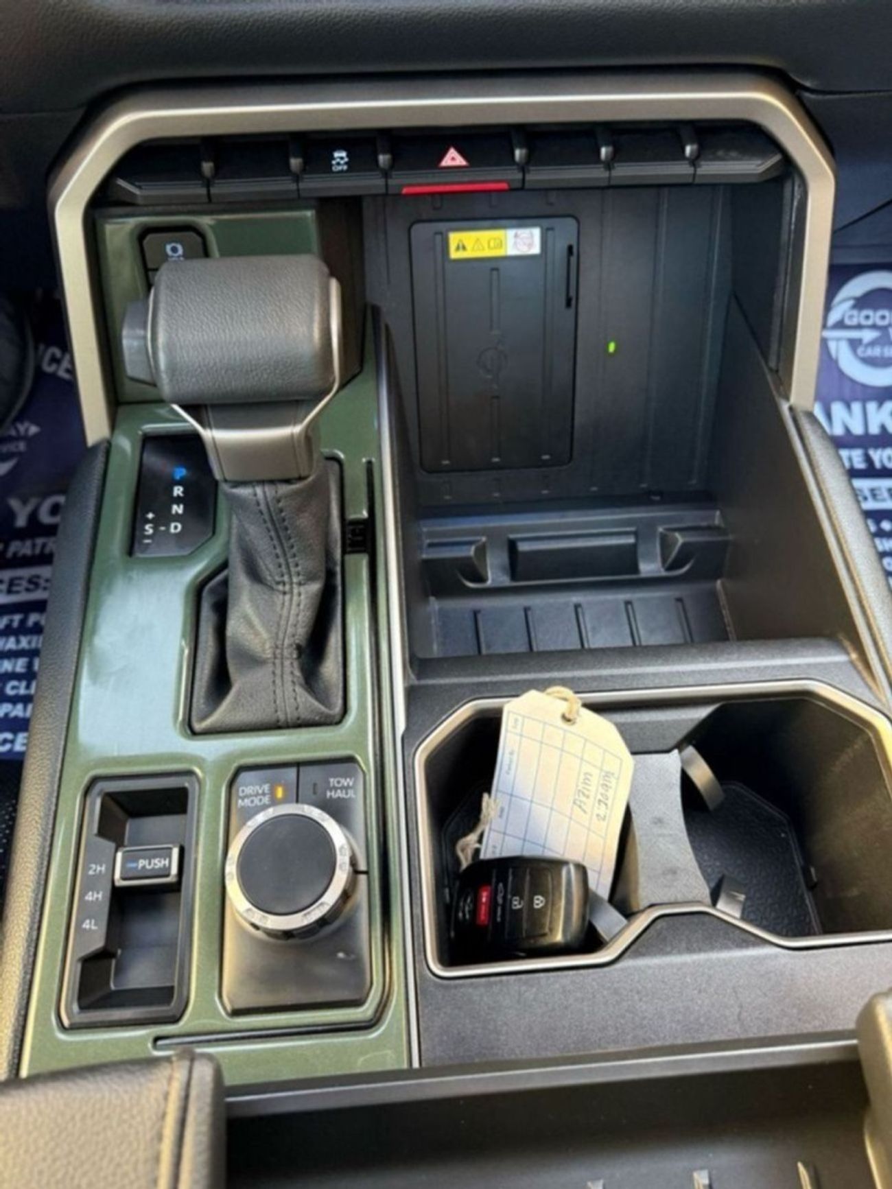 Toyota Tundra TOYOTA TUNDRA LIMITED| 3.5 TWIN TRUBO | FULL OPTION | PANORAMIC | UAE PASS | 4X4