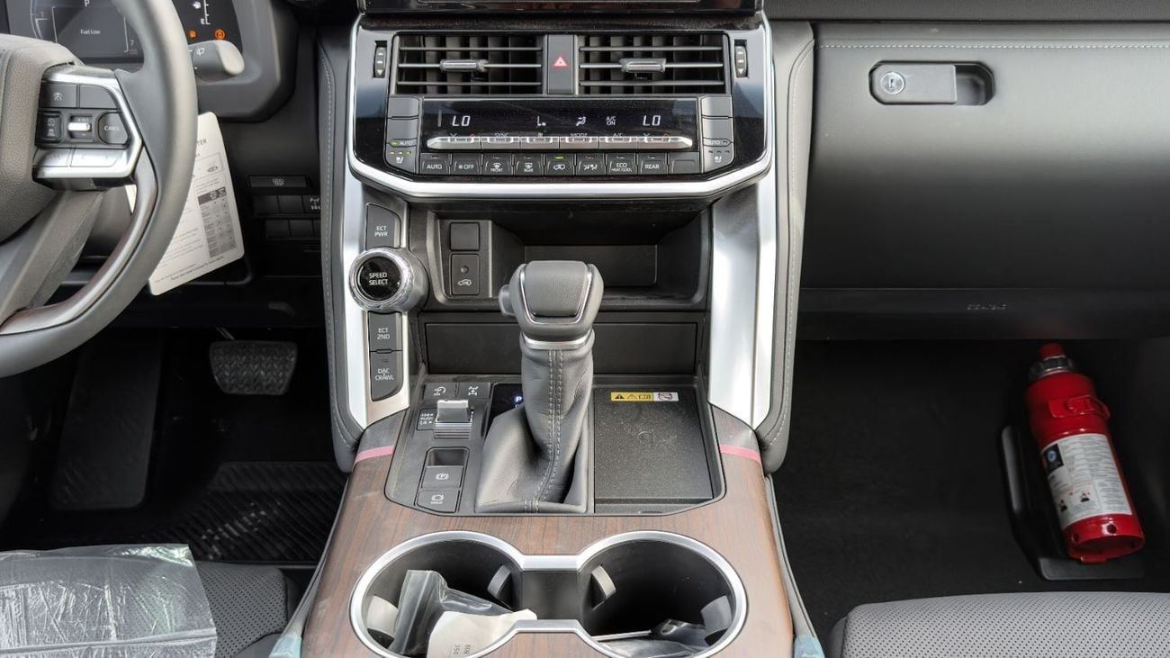 تويوتا لاند كروزر GXR 2026 Toyota Land Cruiser GXR 4.0L AT Petrol With Radar (Black-Black)