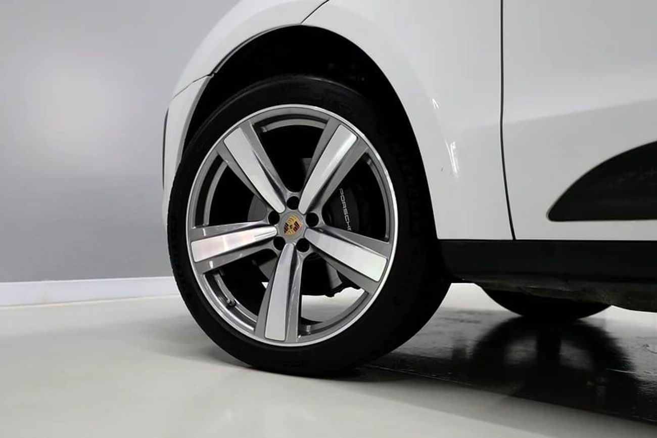 Porsche Macan Accident Free | 2,900 Monthly Installment | Free Insurance + Registration | Ref#B02302