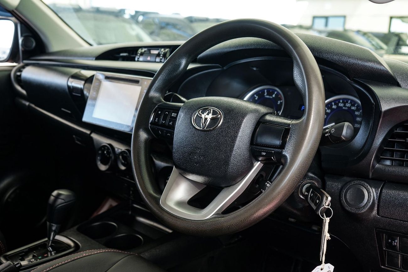 تويوتا هيلوكس Export Toyota Hilux / revo Pick-up double cabin Pack ...The Toyota Hilux is a globally popular, toug