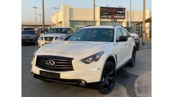 Infiniti QX70 2015 خليجي فل أوبشن بدون حوادث