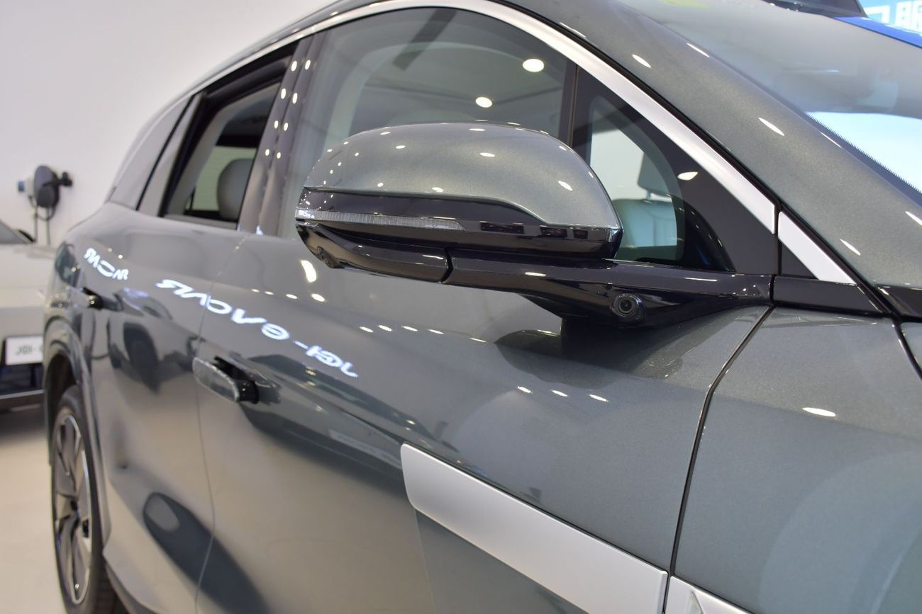 بي واي دي تانغ ل 600KM Four-wheel Drive LiDAR Flagship Model