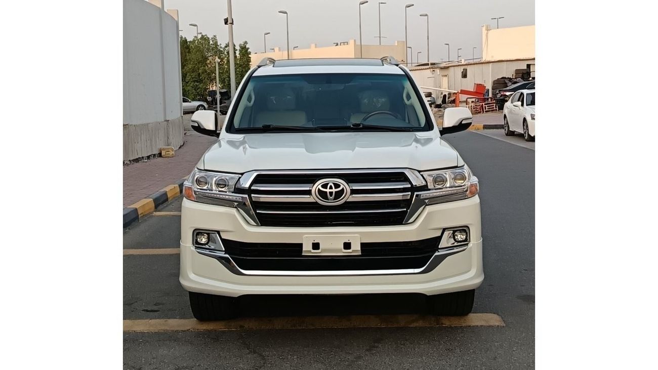 تويوتا لاند كروزر GXR