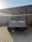 جي أم سي سييرا 5.3L V8 AT4X CREW CAB (AWD)