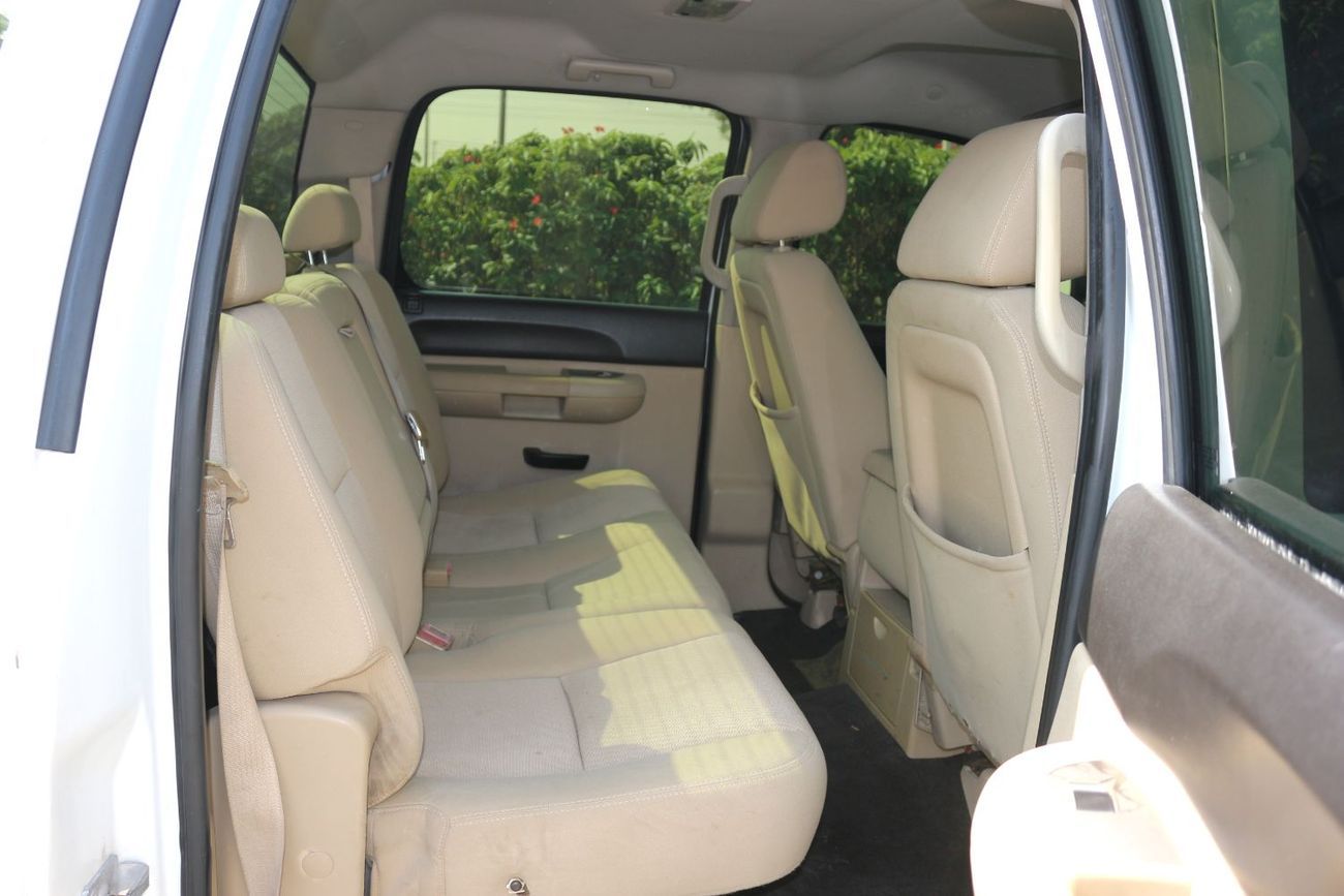 شيفروليه سيلفارادو شيفرليه سلفرادوا 2500 اتش دي دبل كابين فورويل خليجي 2011