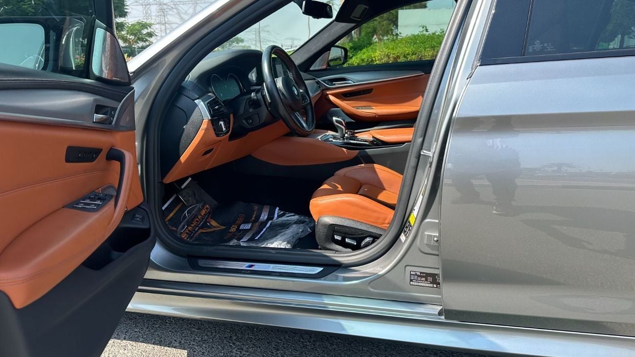 بي أم دبليو M5 Std 4.4L | Full Option | European Specs | Full Service History
