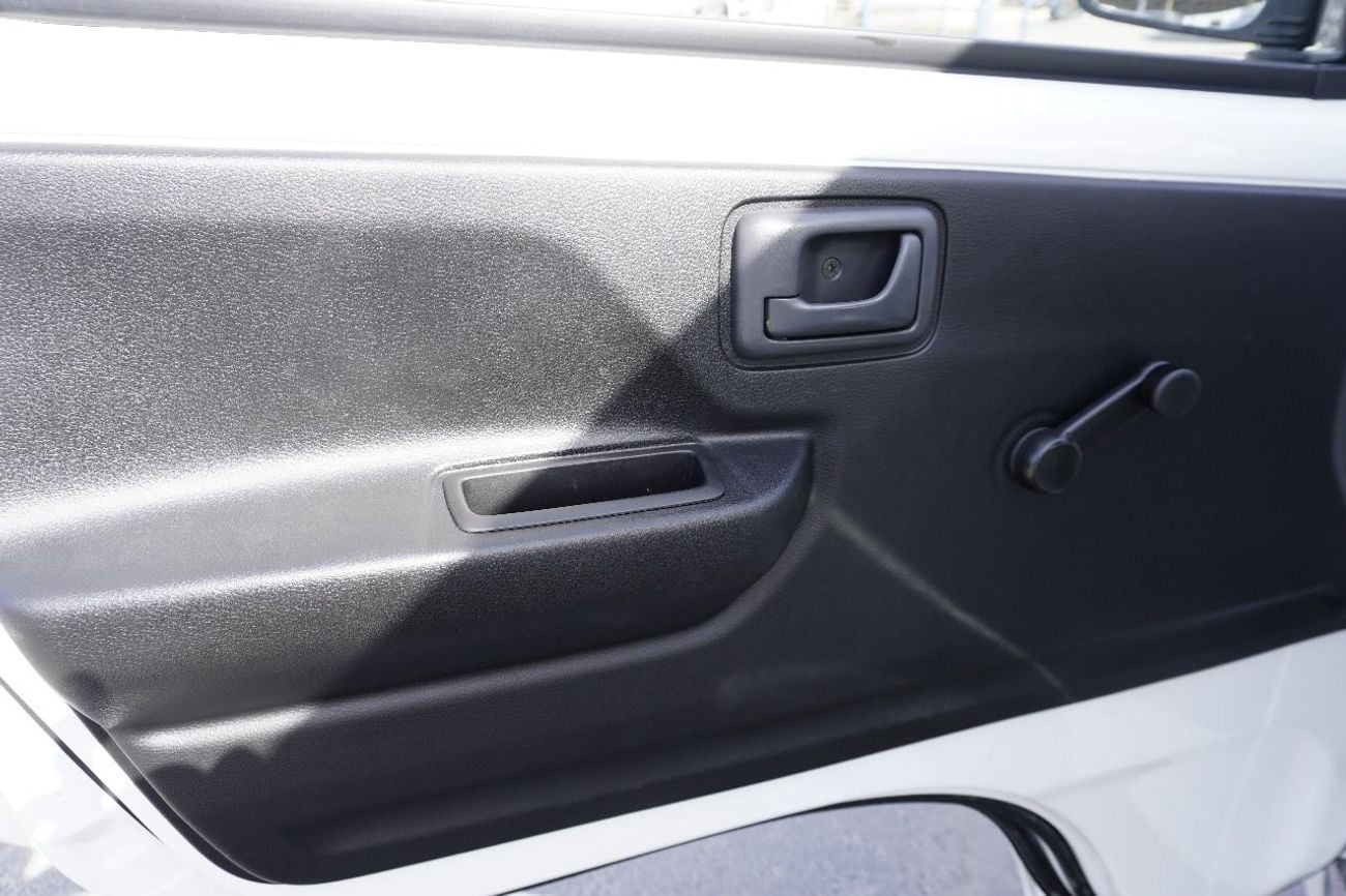 Suzuki Carry STD SUZUKI CARRY GCC MT 1.5L TRUCK RWD 2026