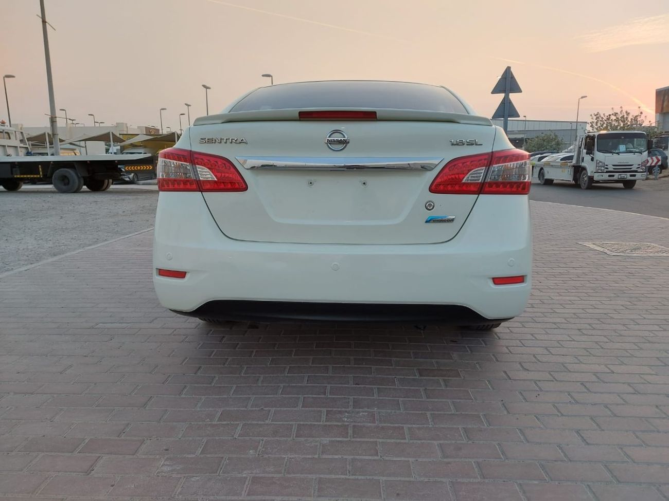 نيسان سنترا SL 1.8L