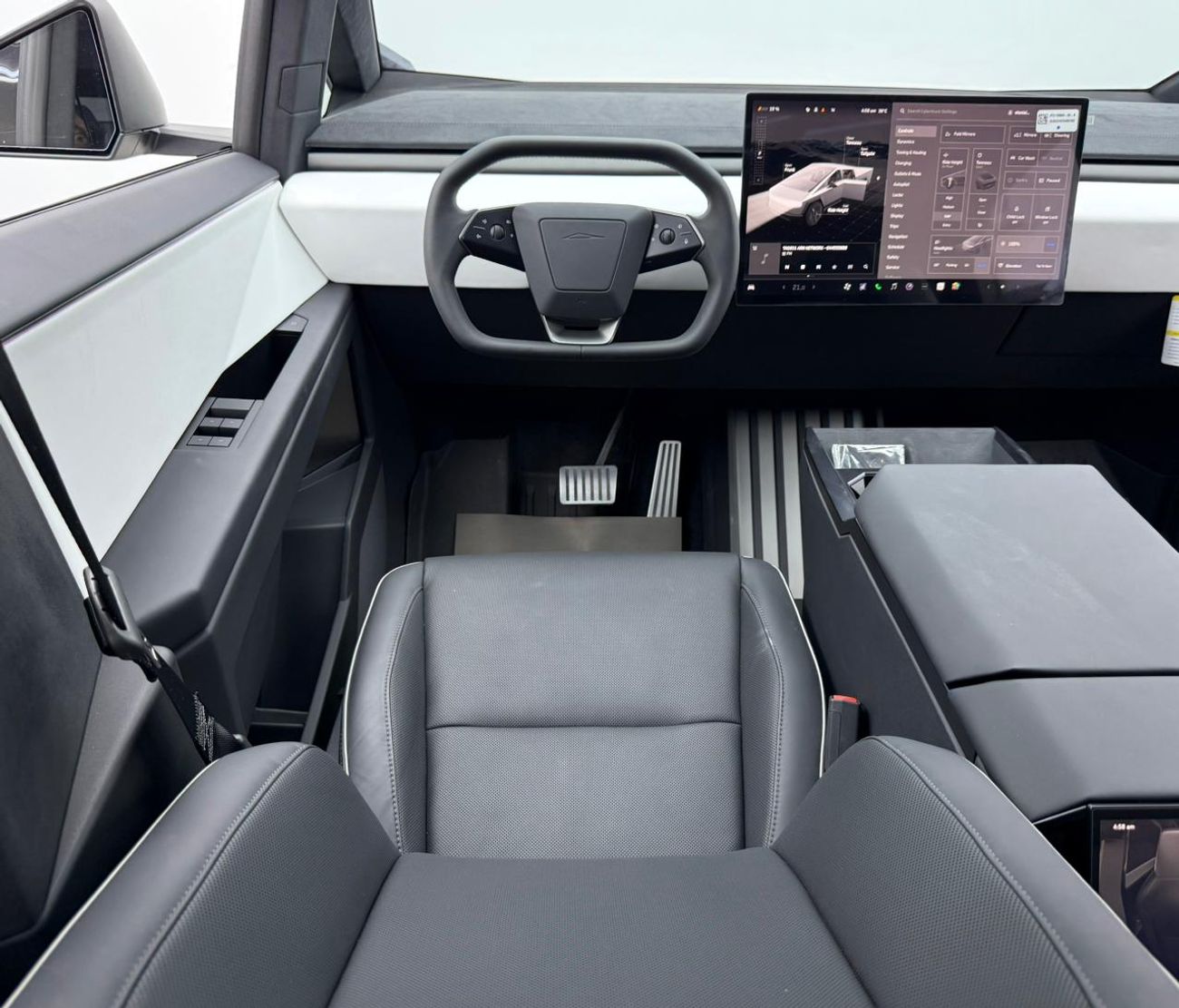 Tesla Cybertruck Cyberbeast 2024 Tesla Cybertruck Cyber Beast, Warranty, Delivery Km, Fully Loaded, Excellent Conditi