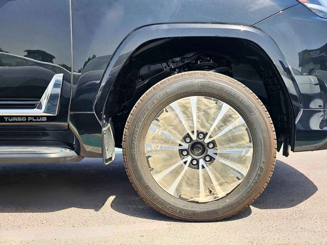 لكزس LX 600 TURBO PLUS / 3.5L V6 / POWER SEATS / 360* CAMERA/ SUNROOF / HIGH OPTION (CODE # LXTSO)