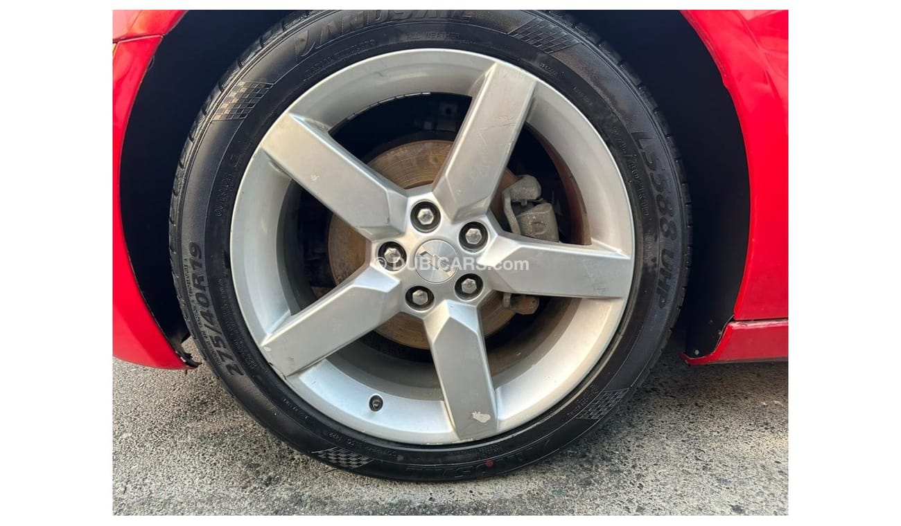 Chevrolet Camaro Gulf model 2013, leather hatch, cruise control, leather wheels and sensors in excellent condition