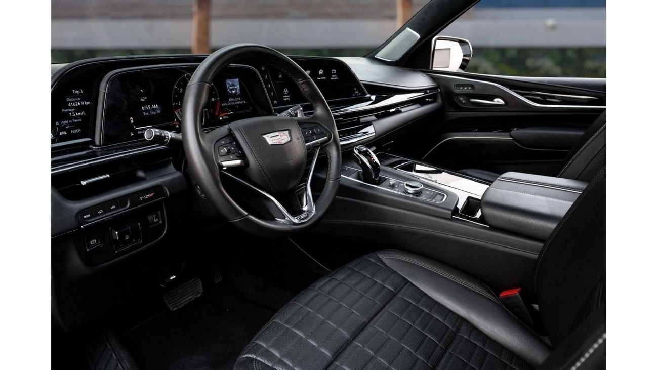 Cadillac Escalade | 9,204 P.M  | 0% Downpayment | Agency Warranty!