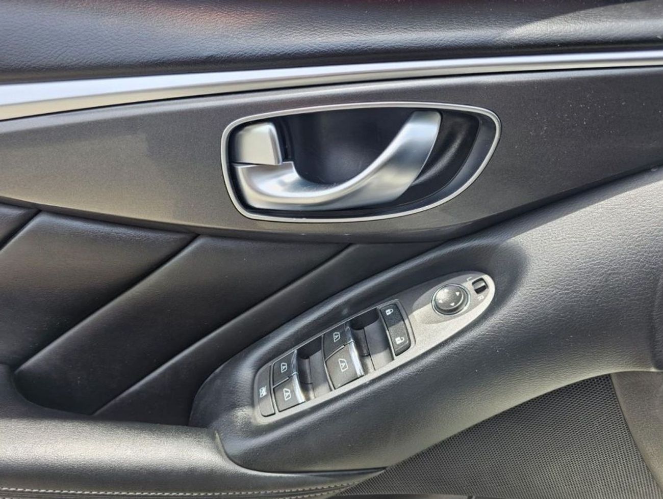 إنفينيتي Q50 سبورت