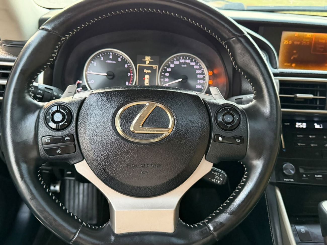 Lexus IS250 PRESTIGE Gulf specification, full option, sunroof