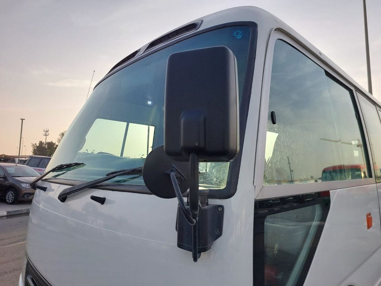 Toyota Coaster (RAMADAN OFFER) TOYOTA COASTER BUS RHD 2008 MODEL 4.0 L DIESEL AUTOMATIC(PM03108)