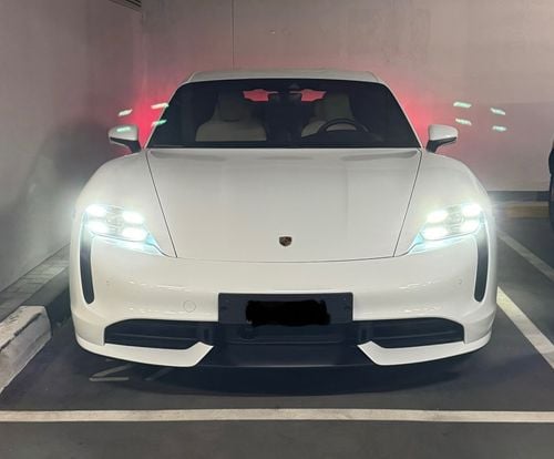 Porsche Taycan Turbo