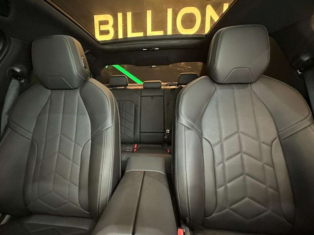 BMW 520i Executive 1.6L BMW 520i M-Kit | 2024 | KOREAN SPACE | FULL OPTIONS