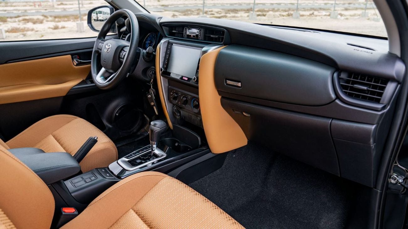 تويوتا فورتونر Toyota Fortuner 2.7L Petrol 4X4 MY2025