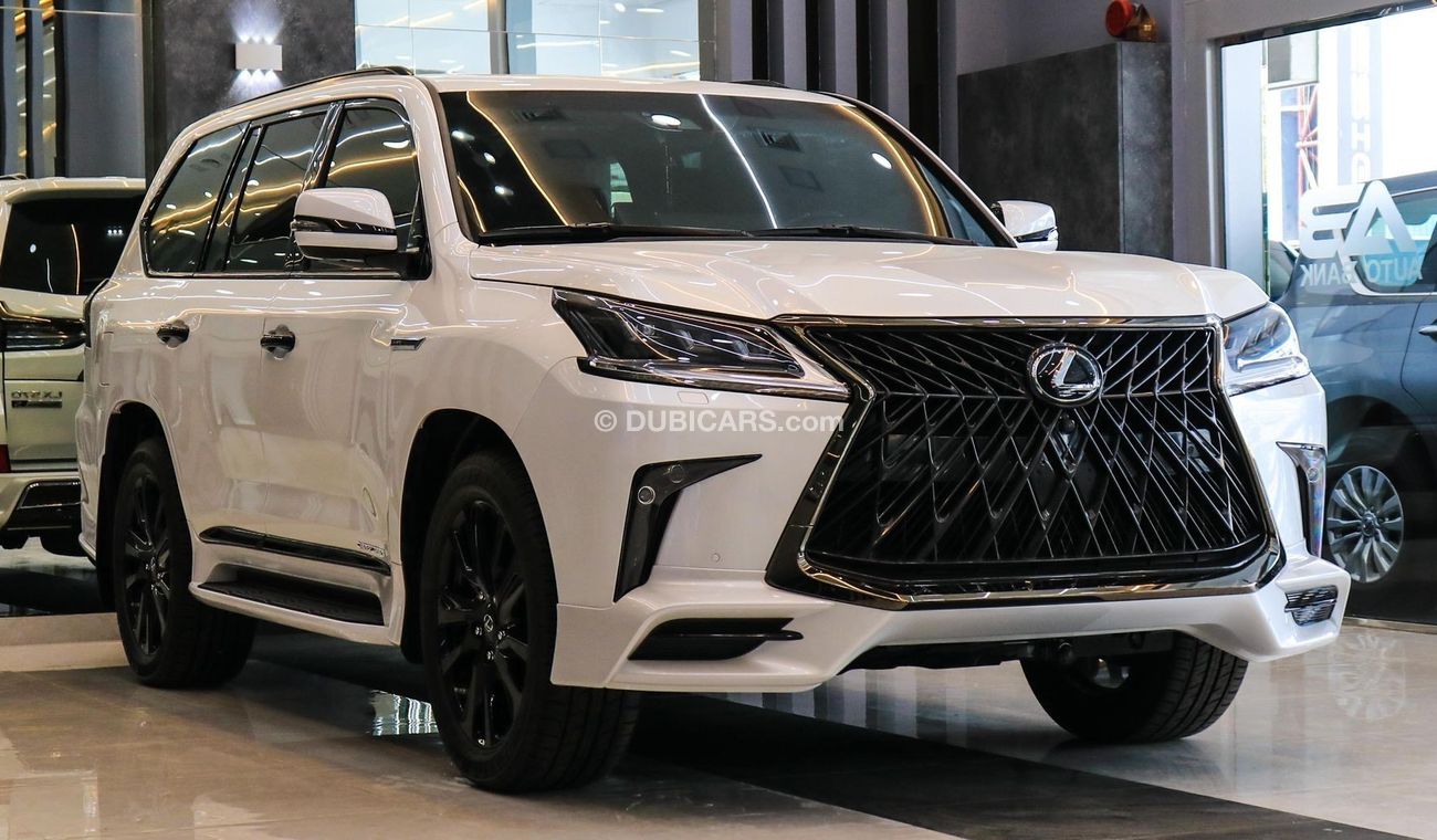 Lexus LX 570 Black Edition S