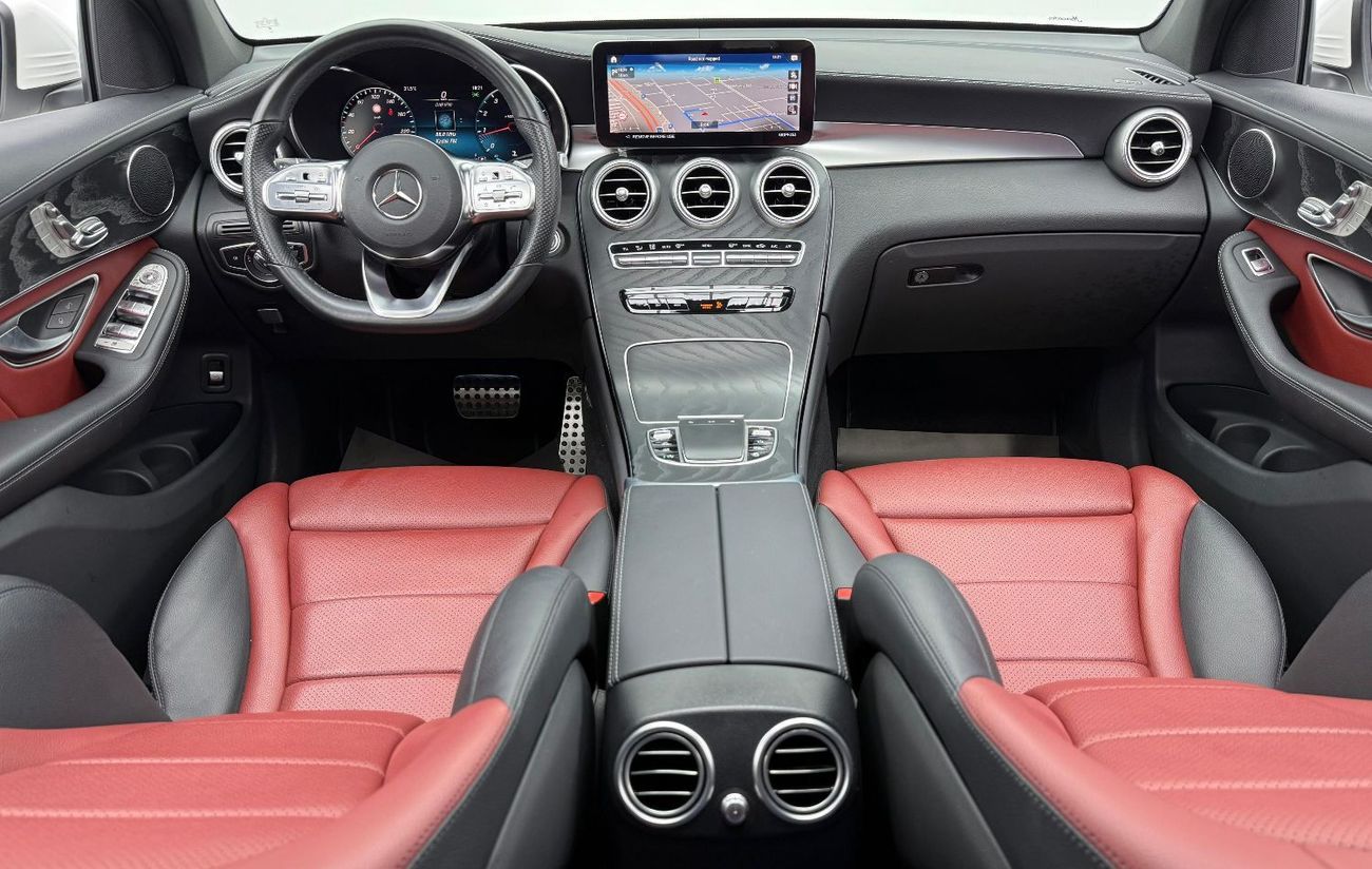 Mercedes-Benz GLC 200 4Matic 2022 Mercedes Benz GLC 200 AMG 4MATIC, Mercedes Warranty, Full Mercedes Service History, Low