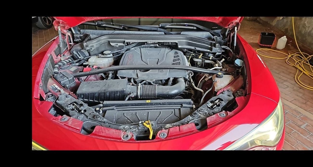 Alfa Romeo Stelvio SUPER 2.0