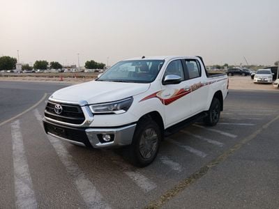 تويوتا هيلوكس SR5 (NON GCC) 2.4 Turbo Diesel -Bahrain Specifications 0KM Export Only