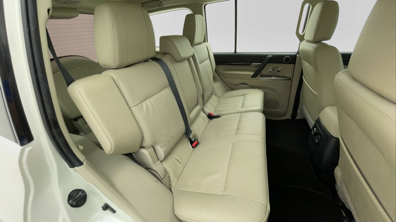 Mitsubishi Pajero GLS HIGHLINE 3.8 | Zero Down Payment | Home Test Drive