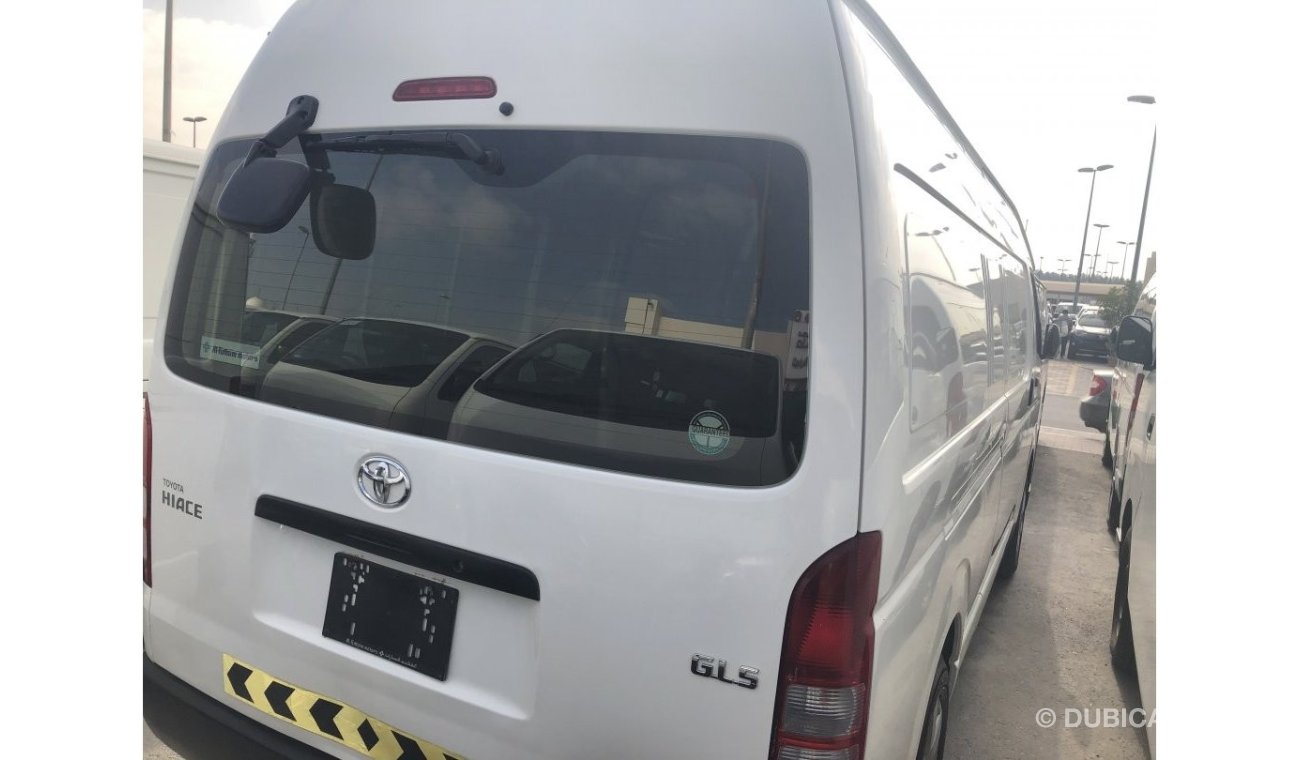 Toyota Hiace Toyota Hiace Highroof Van 2017. Excellent condition