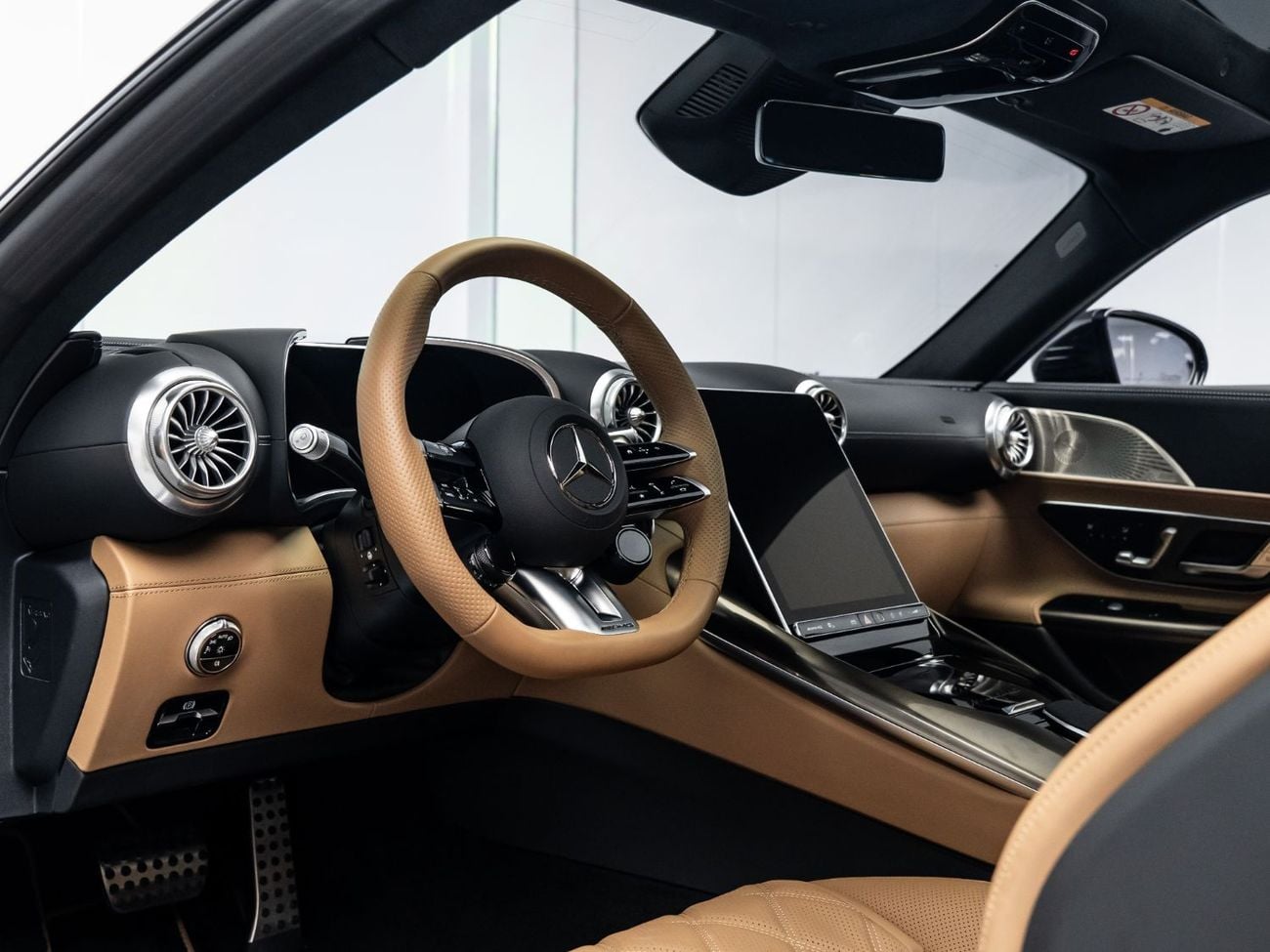 مرسيدس بنز أي أم جي جي تي 63 4 Matic+ (2 Door) 2025 Mercedes GT63 4-Matic, 4.0L V8, AWD, 577bhp, 9 Speed Automatic