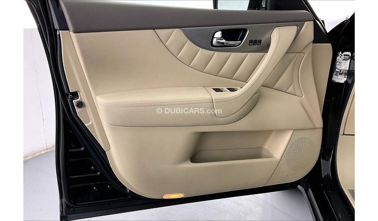 Infiniti QX70 Luxury / Luxe Sensory | 1 year free warranty | 0 down payment | 7 day return policy