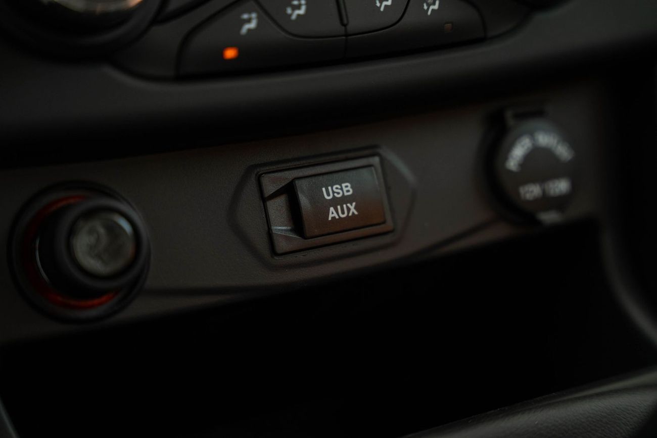 زي اكس تيرالورد 2026 Brand New Manual Transmission GCC 2.4L Petrol Warranty/Service