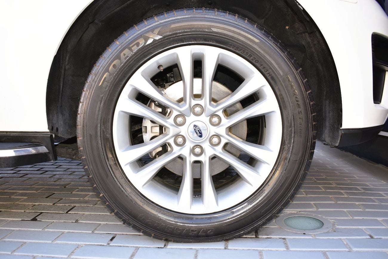 Ford Expedition XLT 3.5L (480 HP) AWD