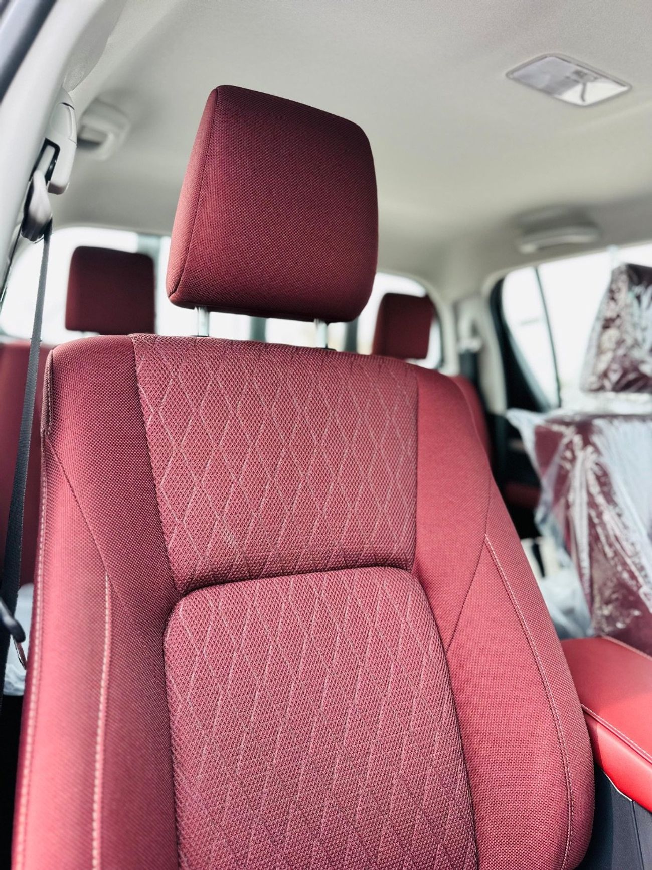 تويوتا هيلوكس S GLX 2.4L AWD A/T