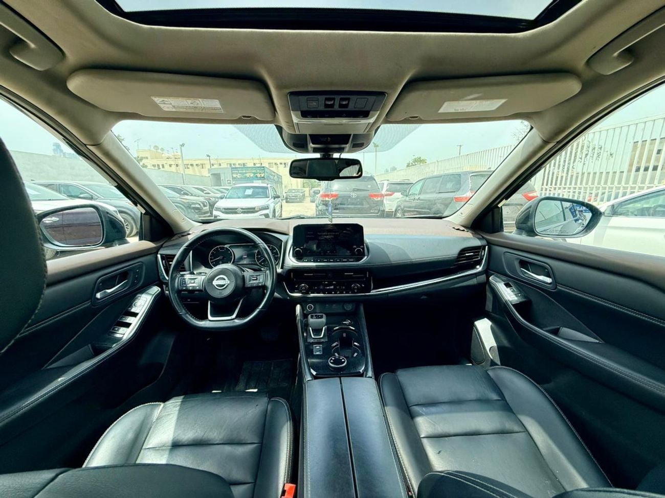 Nissan Rogue PLATINUM (NON GCC) 2023 Nissan Rogue SL Black Full Option  360 cam 4x4 5 leather seats Panorama roof