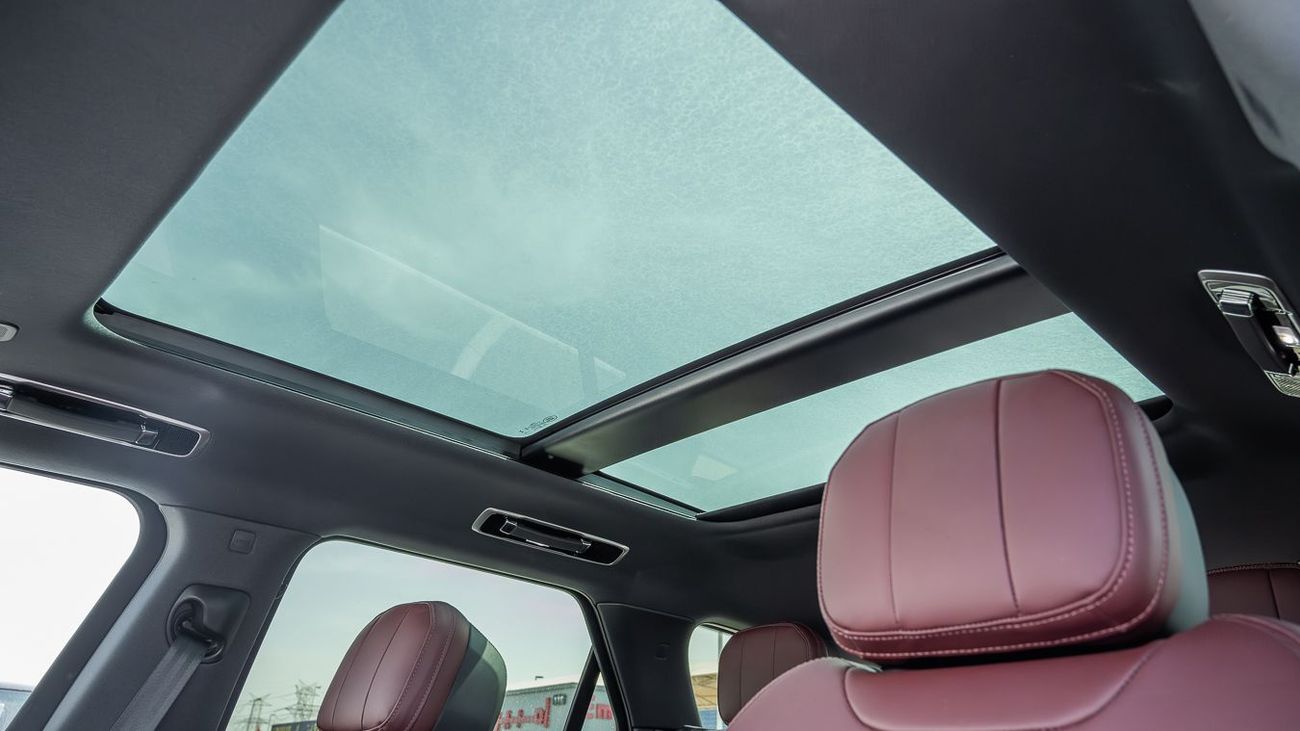 لاند روفر رينج روفر سبورت RANGE ROVER 3.0 SPORT -2025YM